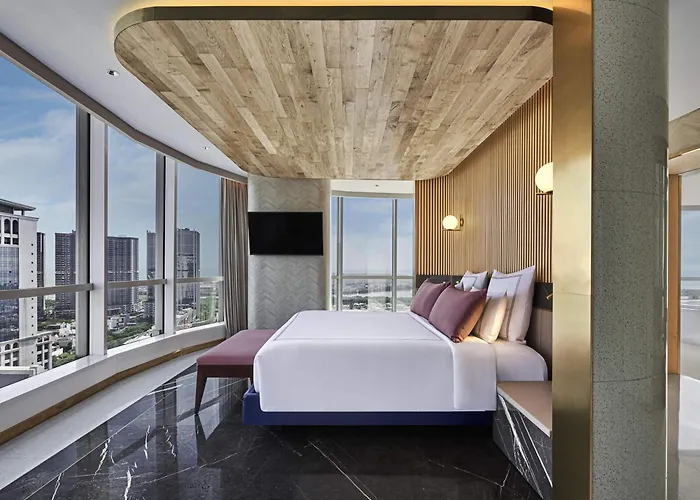 Swissôtel Jakarta PIK Avenue